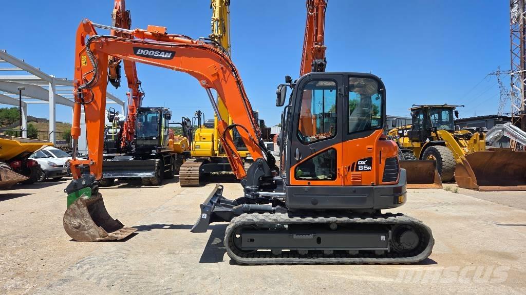 Doosan DX 85 Vidēja lieluma ekskavatori 7 t - 12 t