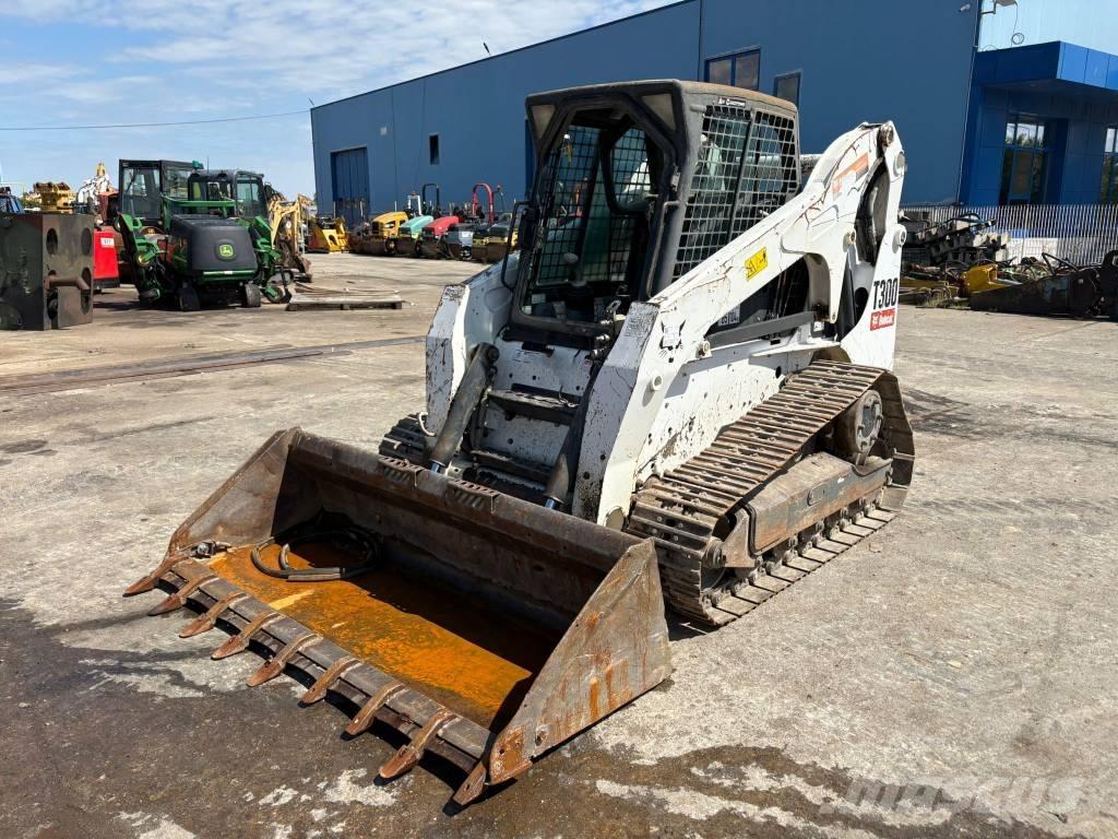 Bobcat T 300 Lietoti riteņu kompaktiekrāvēji