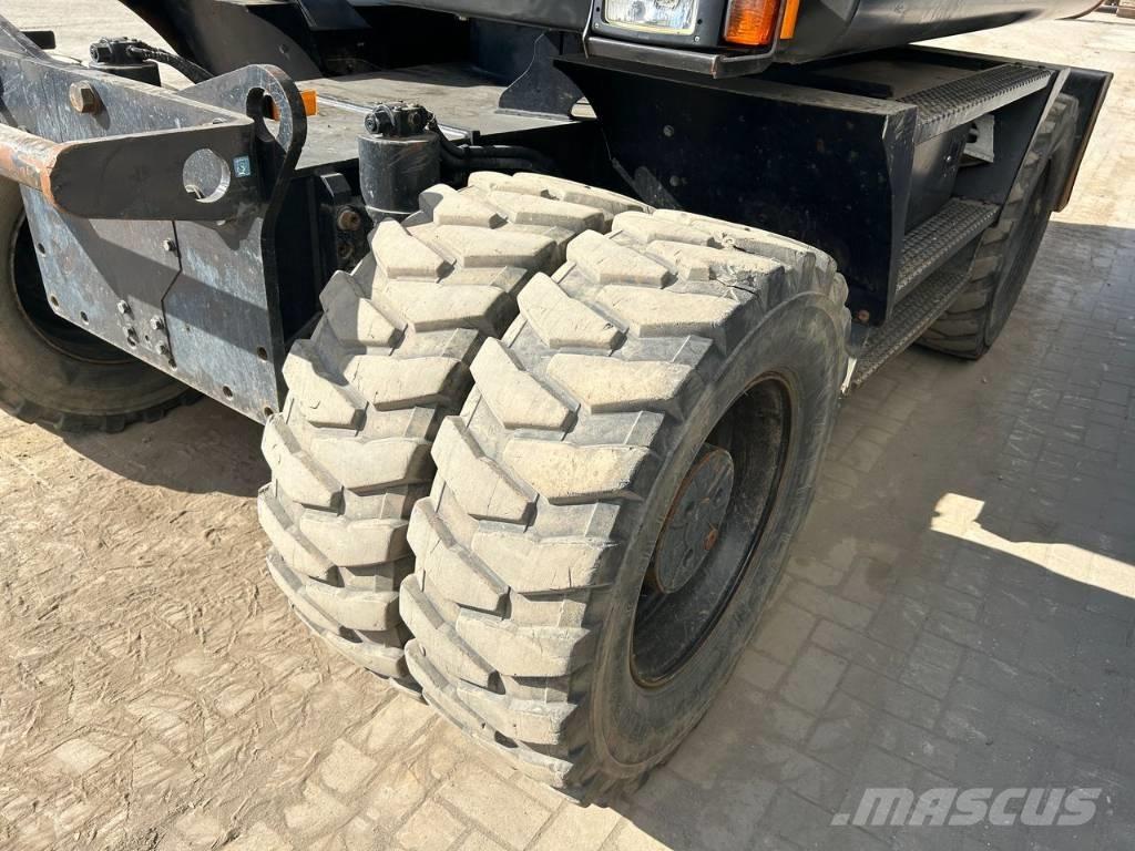 Hitachi ZX 140 W-5B Ekskavatori uz riteņiem