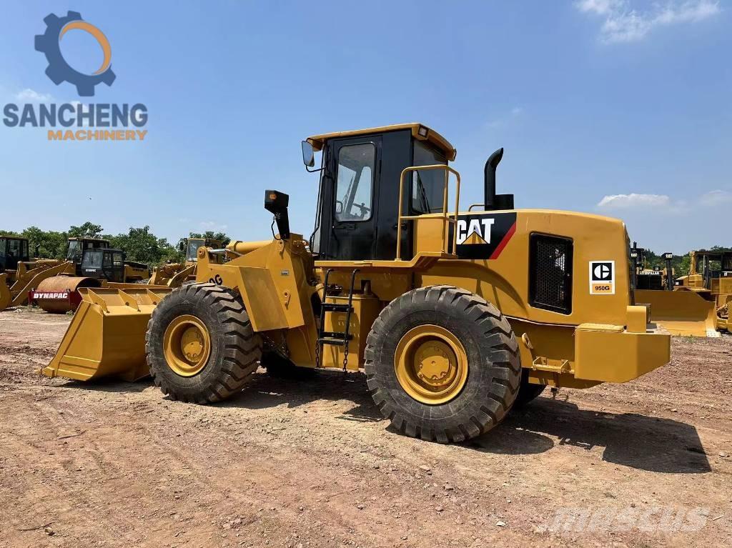 CAT 950G Iekrāvēji uz riteņiem