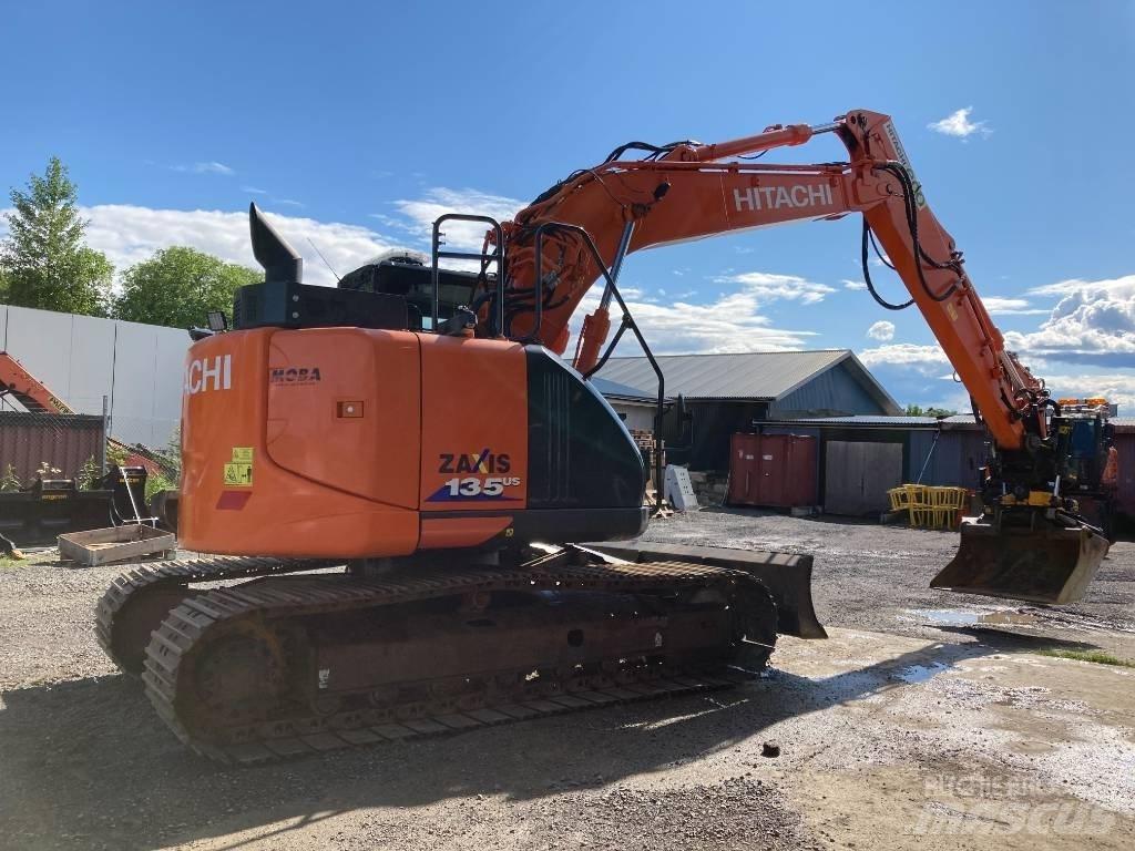Hitachi ZX 135 US-6 Kāpurķēžu ekskavatori
