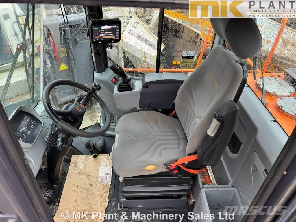 Doosan DL 320-7 Iekrāvēji uz riteņiem