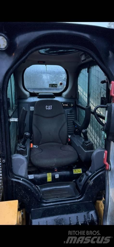 CAT 289 D Lietoti riteņu kompaktiekrāvēji