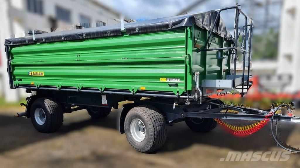Zaslaw D 737-8 Standarta piekabes