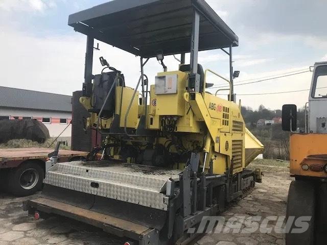 ABG Titan 326 Asfalta klājēji