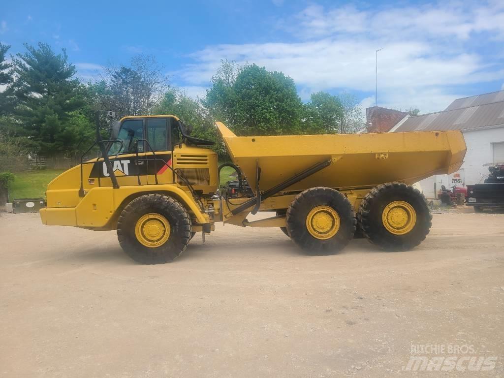 CAT 725 Artikulētie pašizgāzēji