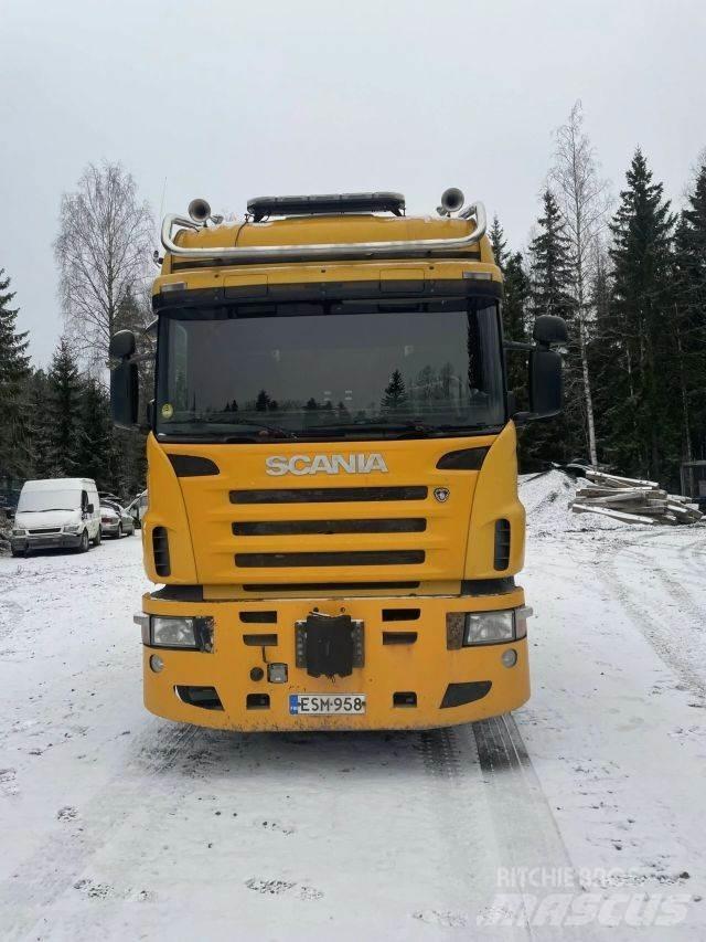 Scania R580 8x4/4 Vilcēji