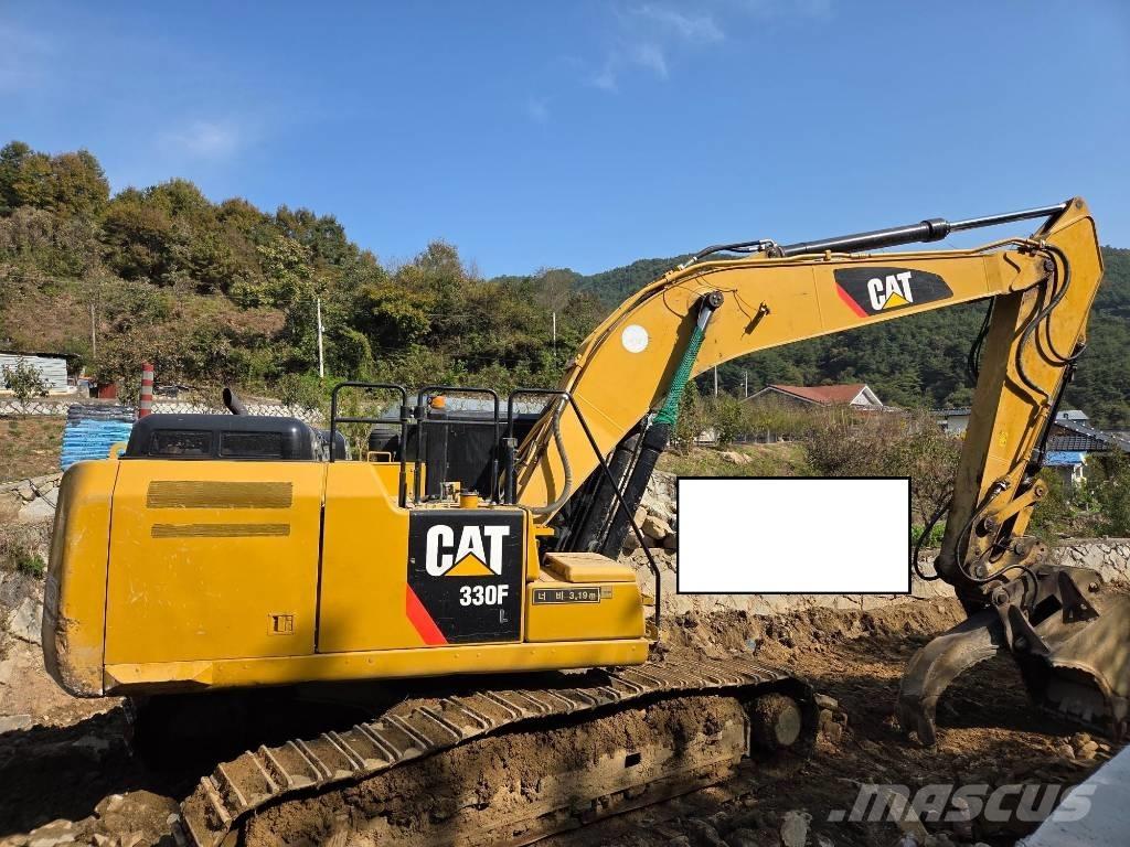 CAT 330FL Kāpurķēžu ekskavatori