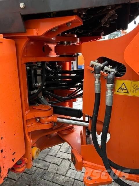 Hitachi ZW 180-6 Iekrāvēji uz riteņiem