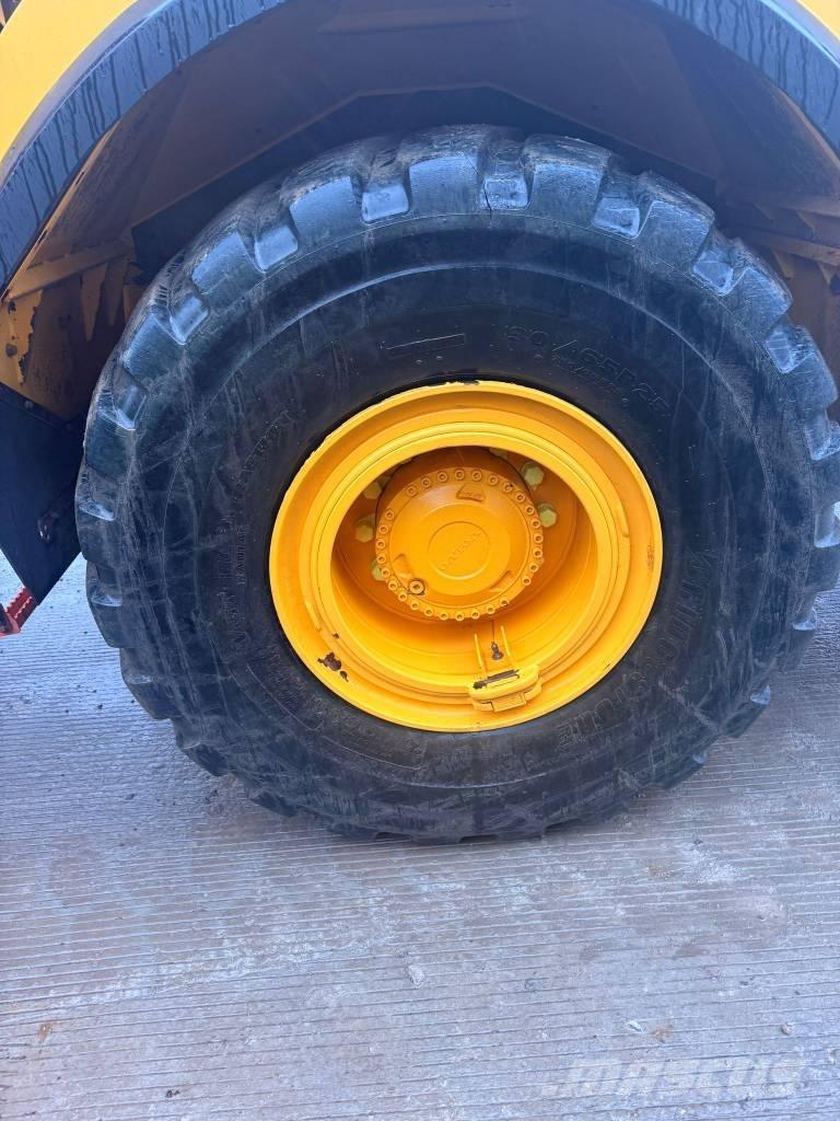 Volvo A 30 G Artikulētie pašizgāzēji