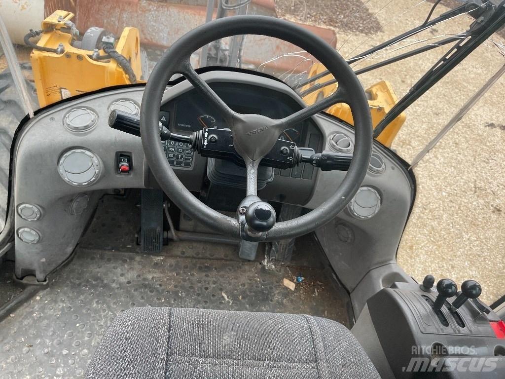 Volvo L 90 G Iekrāvēji uz riteņiem