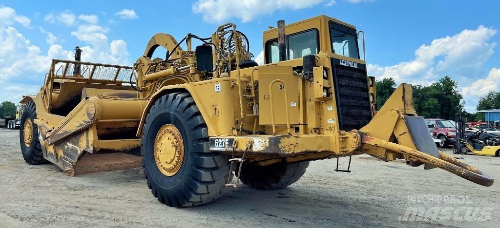 CAT 627 F Skrēperi