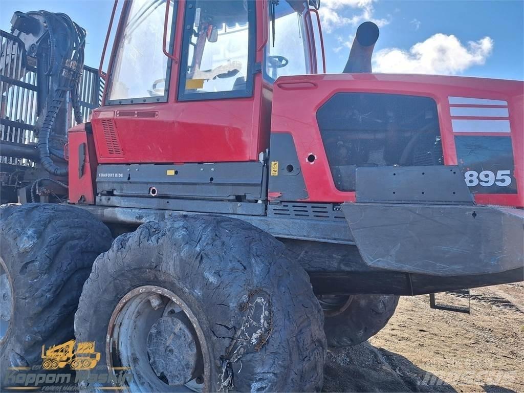 Komatsu 895 Harvesteri