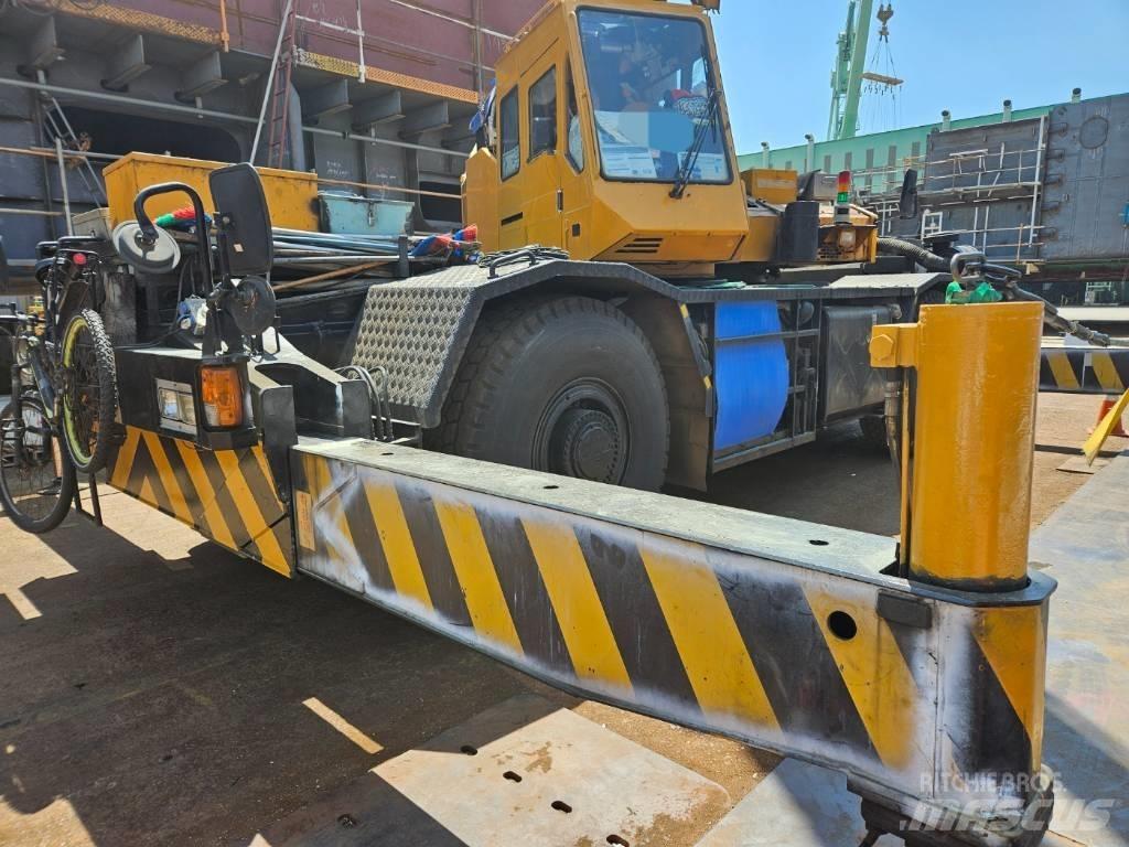 Tadano TR 500 M-2 Celtņi nelīdzenām virsmām