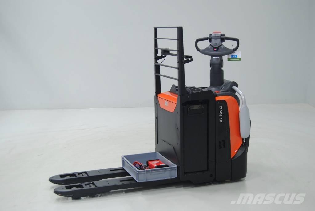 Toyota LPE220 Hidrauliskās stalažas ar platformu