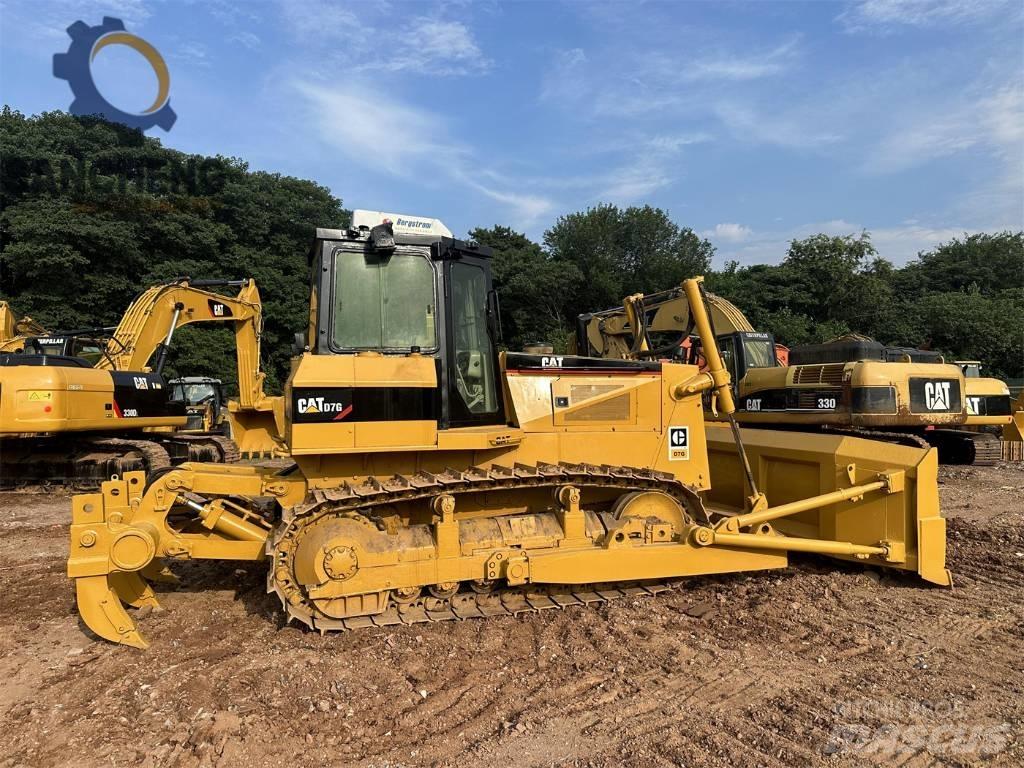 CAT D7G Kāpurķēžu buldozeri