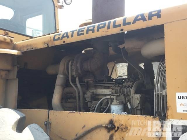 CAT 980 B Iekrāvēji uz riteņiem
