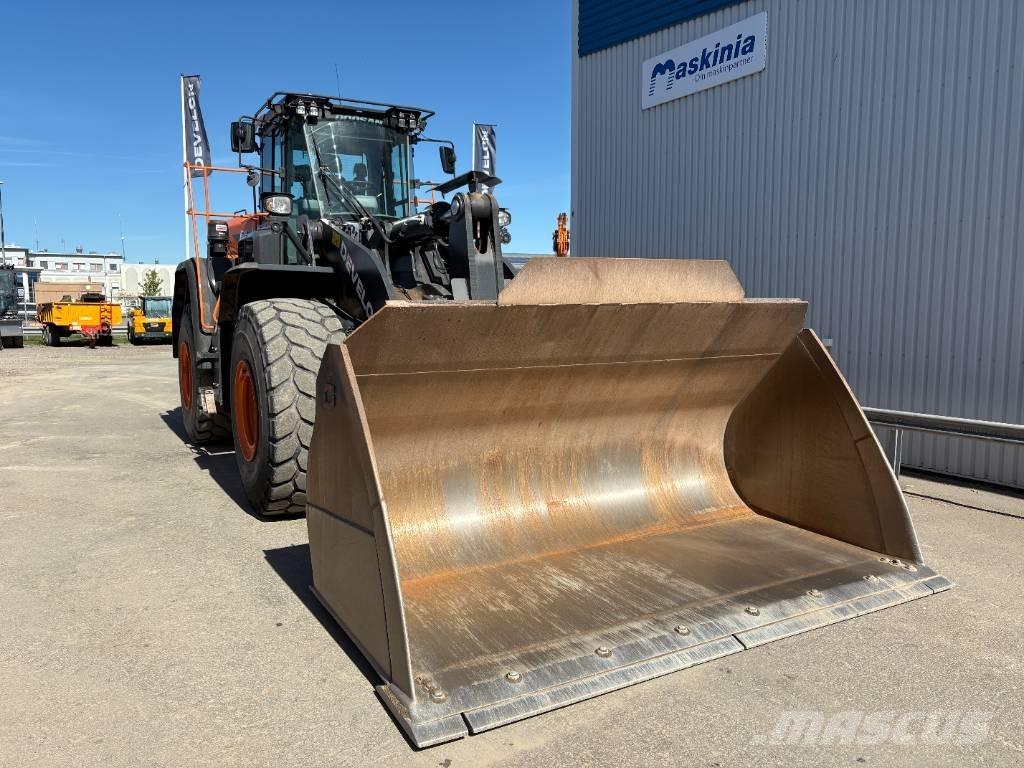 Develon DL480-7 Iekrāvēji uz riteņiem