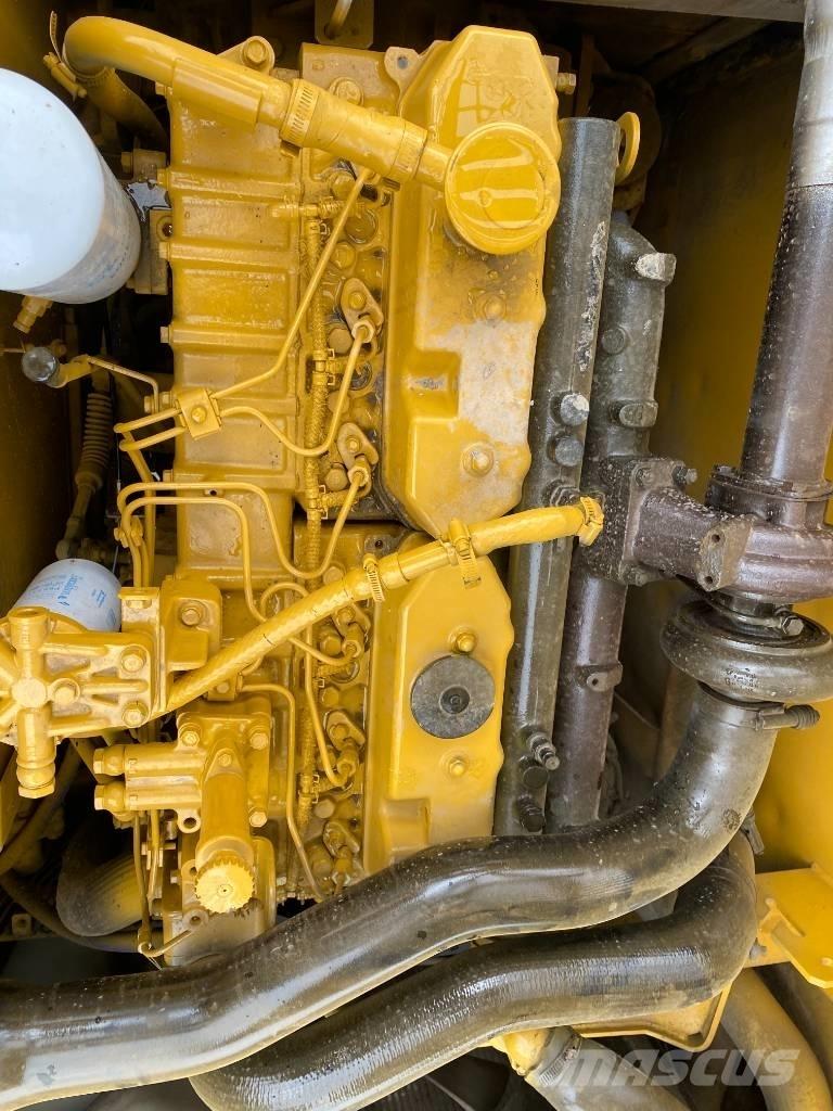 CAT 320 C Kāpurķēžu ekskavatori
