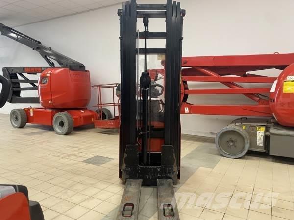 Manitou ES614 Pašgājēji krautnētāji