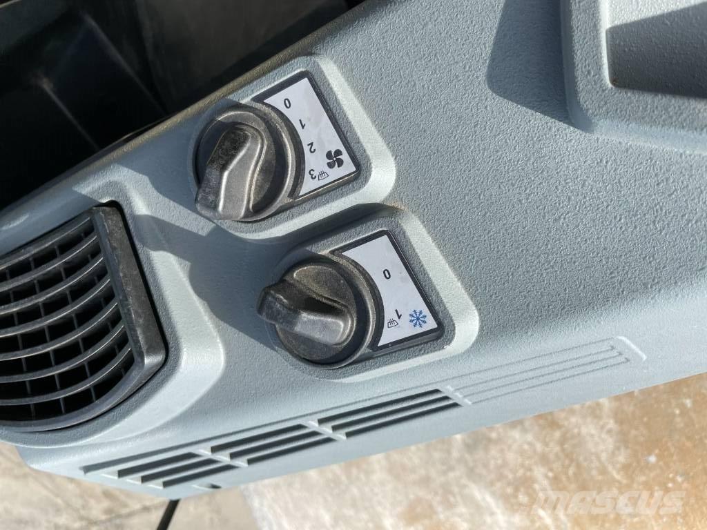 Bomag BW 213 D-5 Vienvalča grunts veltņi