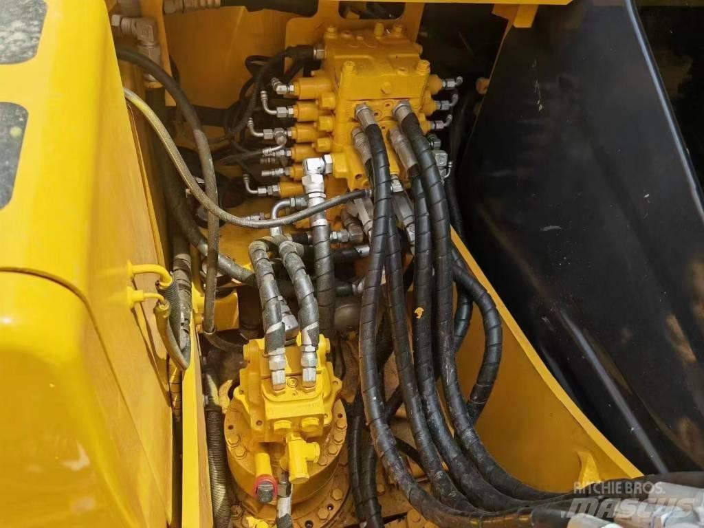 Komatsu PC 130 LC-7 Kāpurķēžu ekskavatori