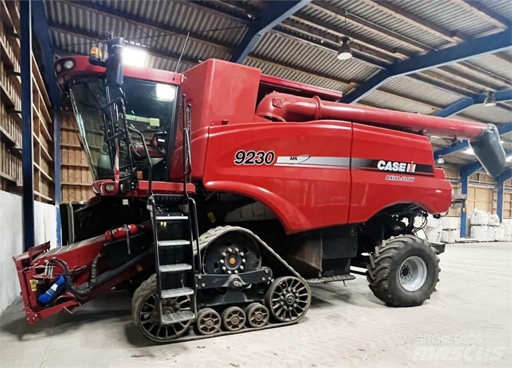 Case IH 9230 Ražas novākšanas kombaini