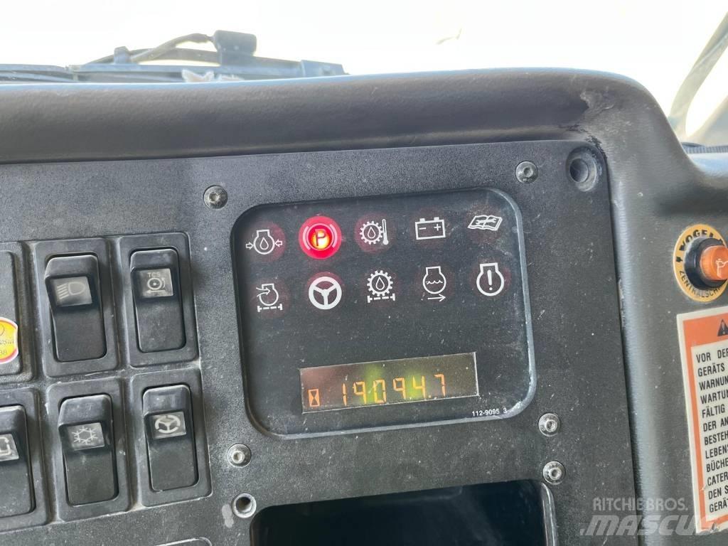 CAT 771D Karjeras kravas automašīnas