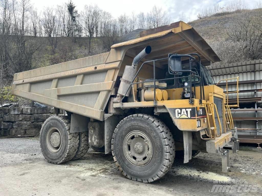 CAT 771D Karjeras kravas automašīnas