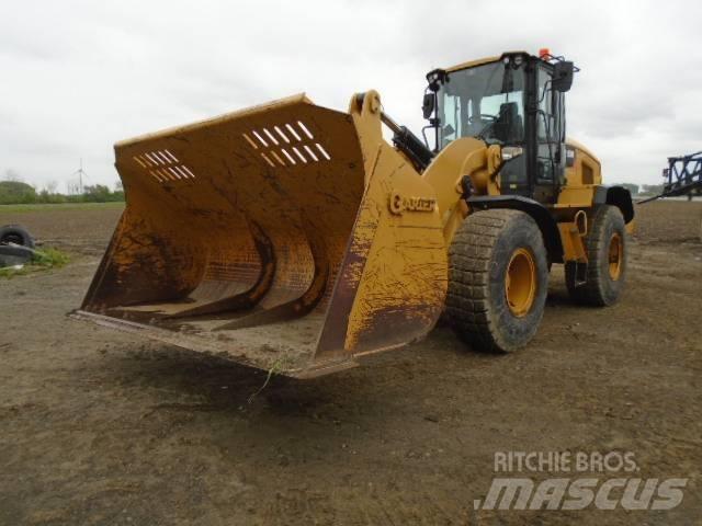 CAT 938M Iekrāvēji uz riteņiem