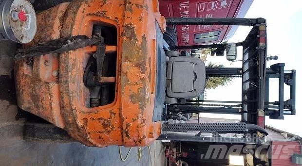 Doosan D40 SC-5 Tehnika ar dīzeļa dzinēju