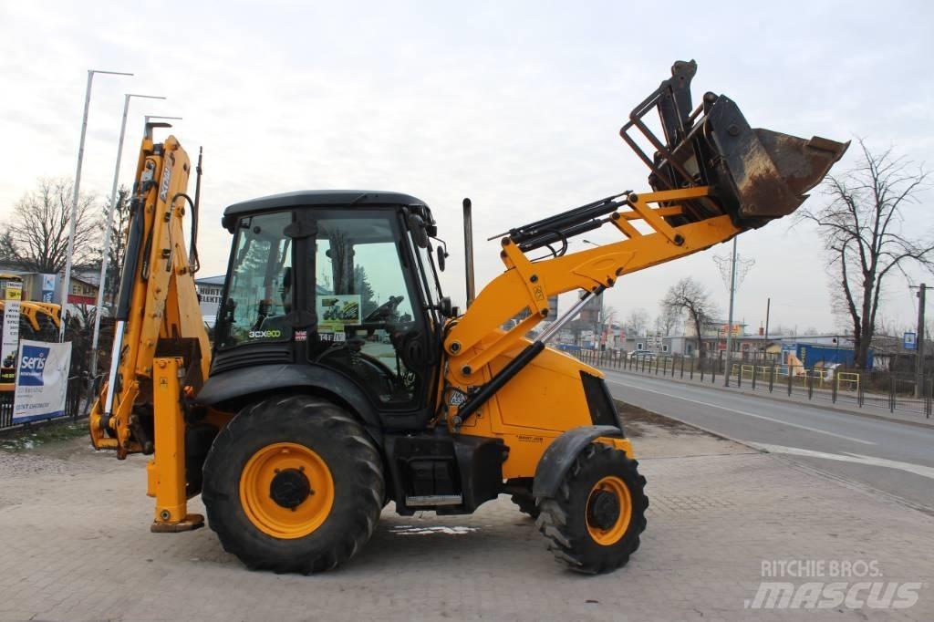 JCB 3 CX Ekskavatori-iekrāvēji