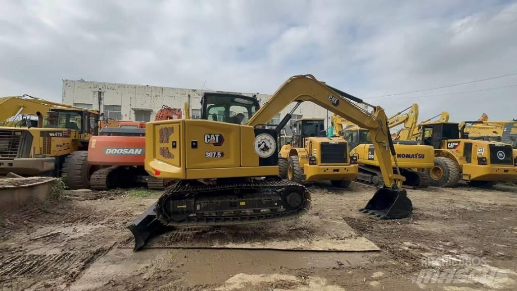 CAT 307 Vidēja lieluma ekskavatori 7 t - 12 t