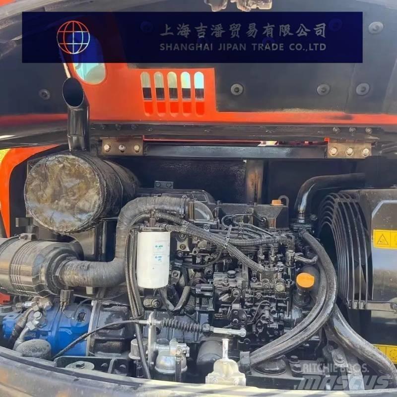 Doosan DX 60 Kāpurķēžu ekskavatori