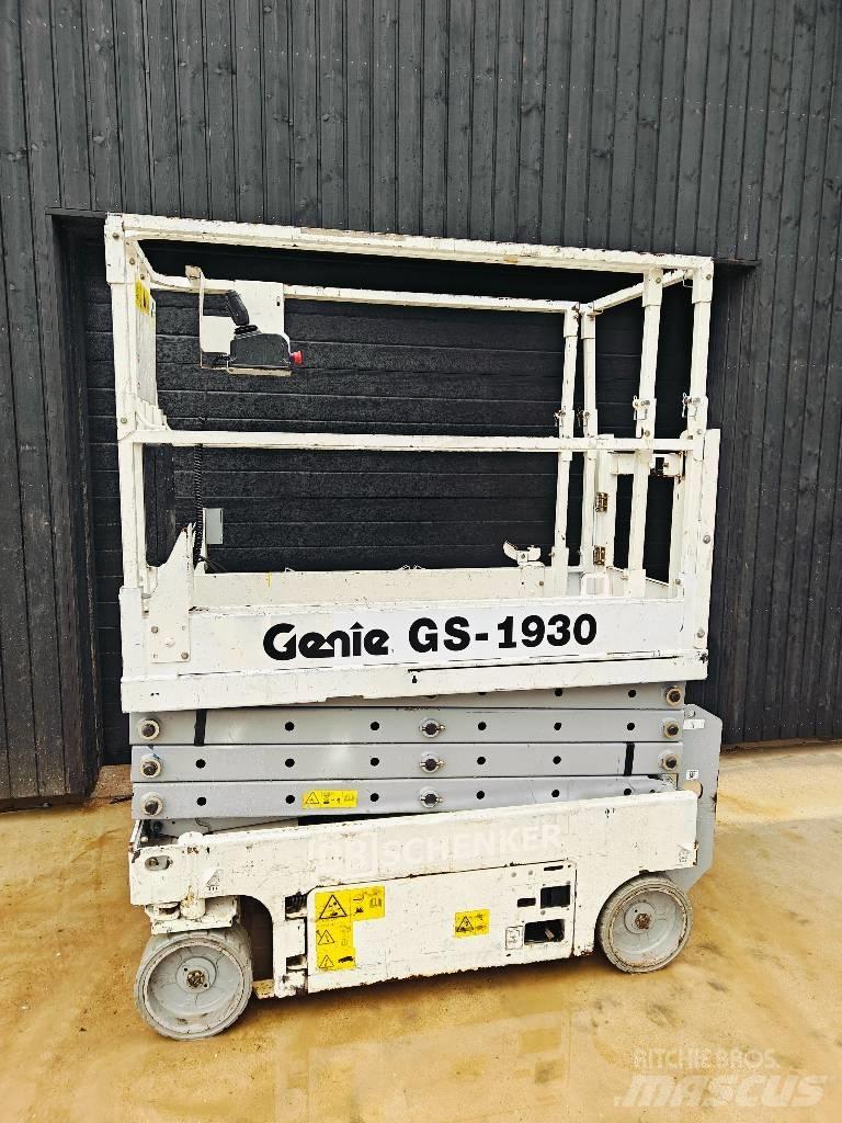 Genie 1930es Šķerveida pacēlāji