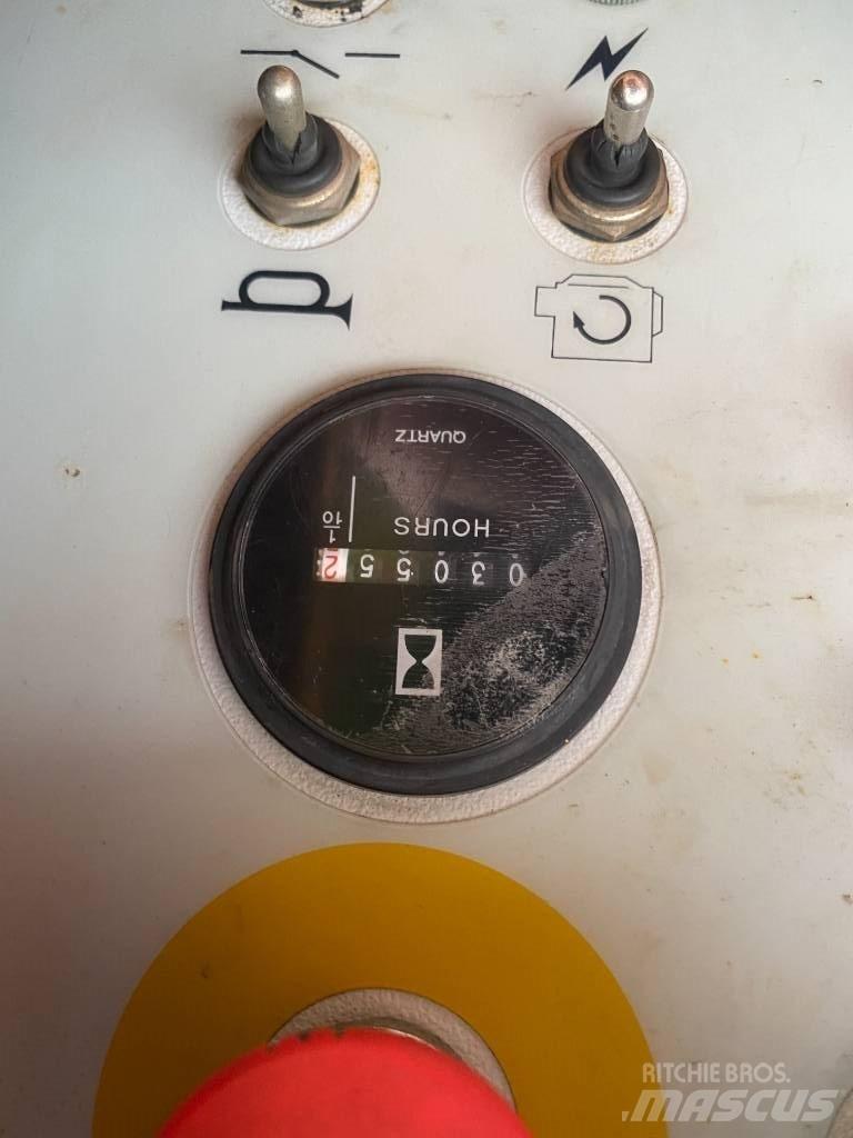 HAB T 16 JD4WD Teleskopiskie pacēlāji