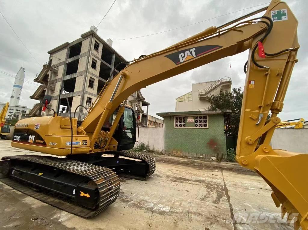 CAT 320 C L Kāpurķēžu ekskavatori