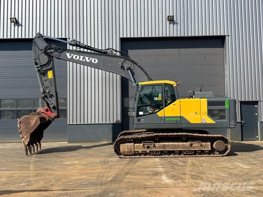Volvo EC220EL Kāpurķēžu ekskavatori