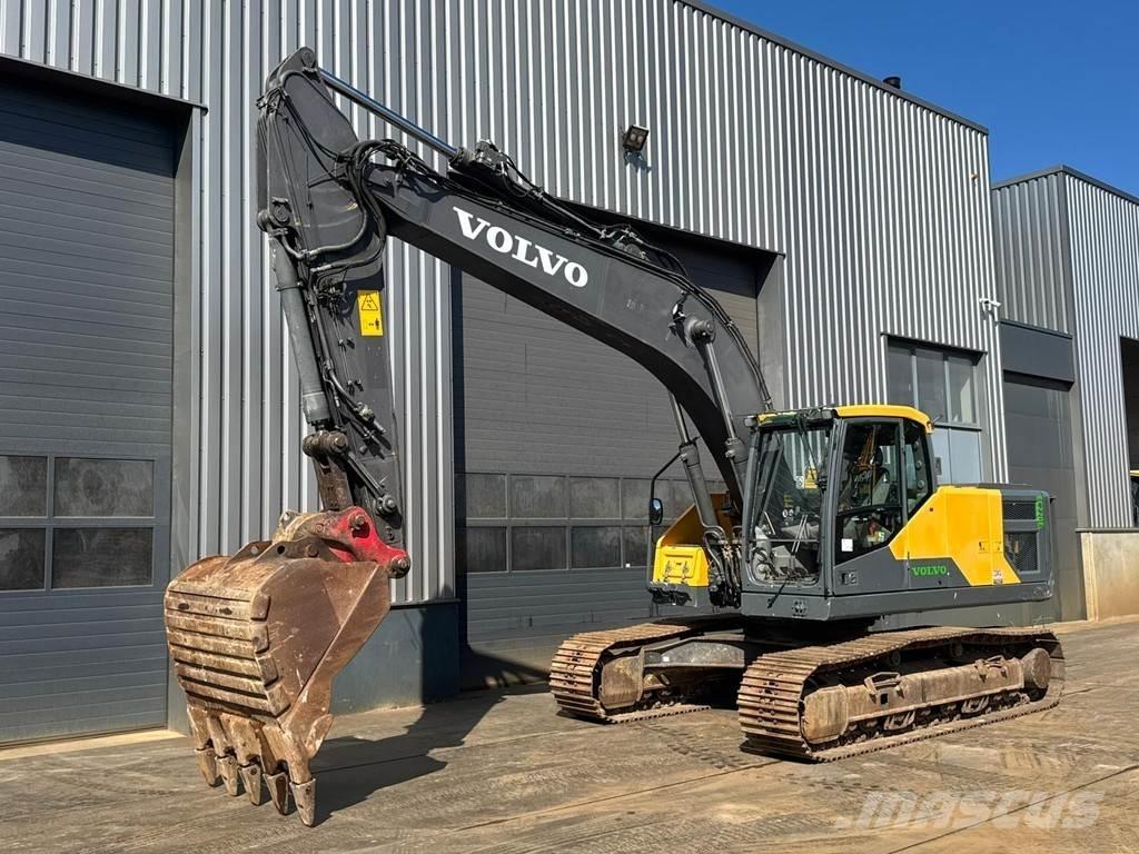 Volvo EC220EL Kāpurķēžu ekskavatori