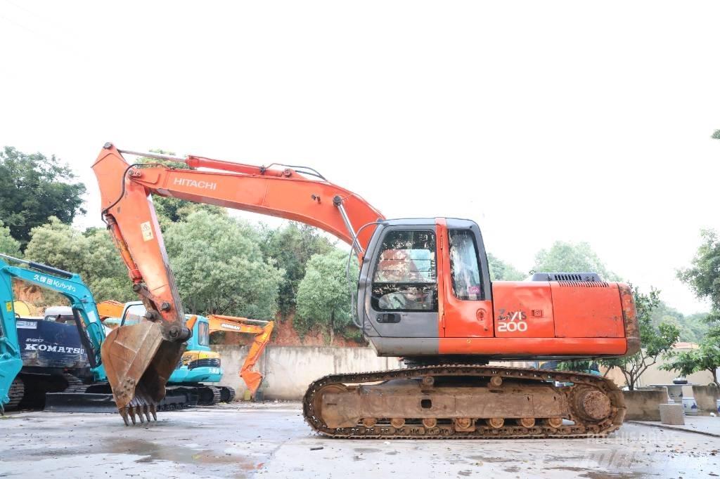 Hitachi ZX 200 LC-3 Kāpurķēžu ekskavatori