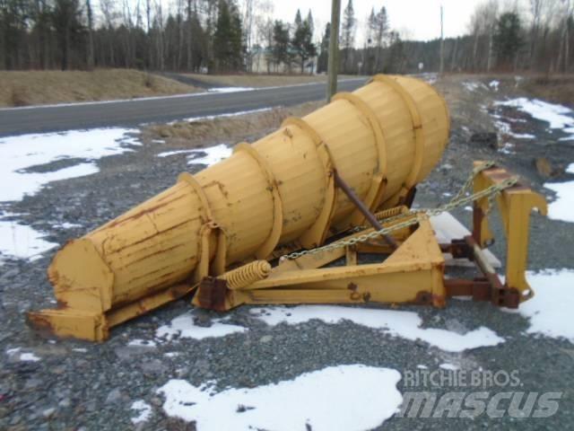  SNOW PLOW 162'' Frontālo iekrāvēju papildaprīkojums