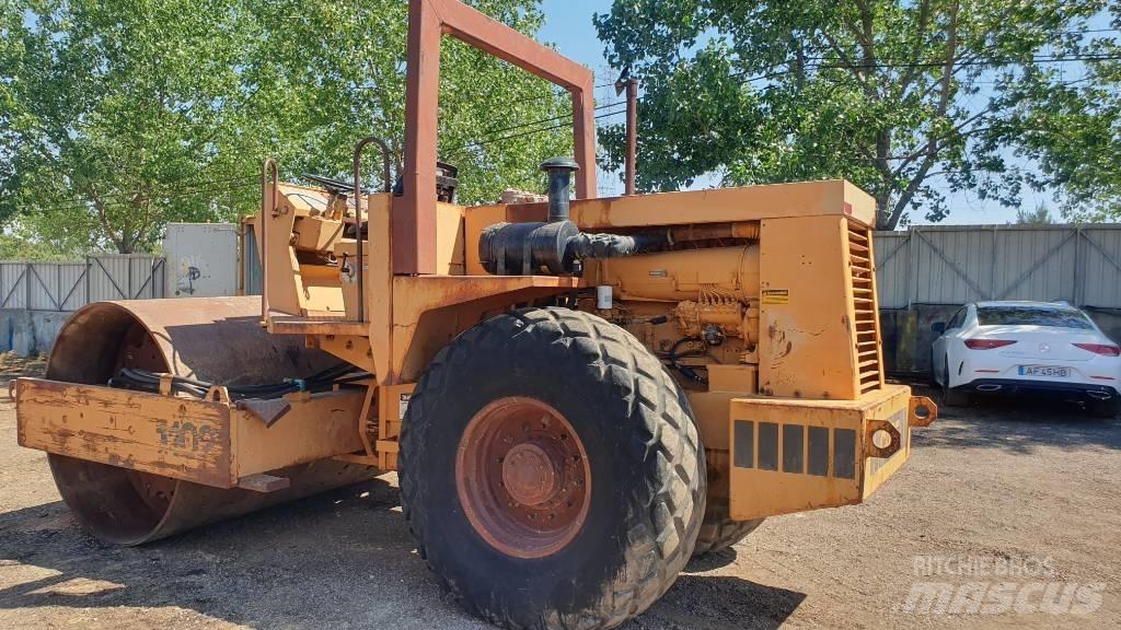 Vibromax 1102 Vienvalča grunts veltņi