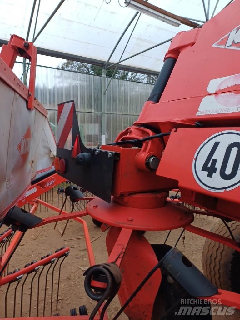 Kuhn GF 13012 Grābekļi un siena ārdītāji