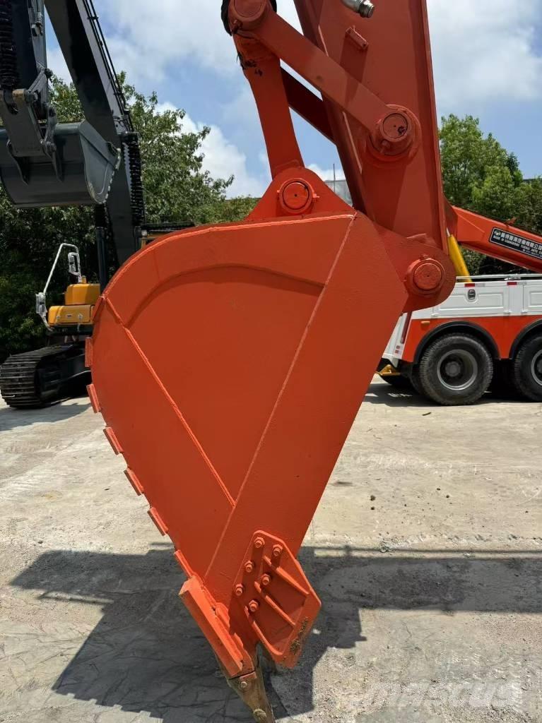 Hitachi ZX350H Kāpurķēžu ekskavatori