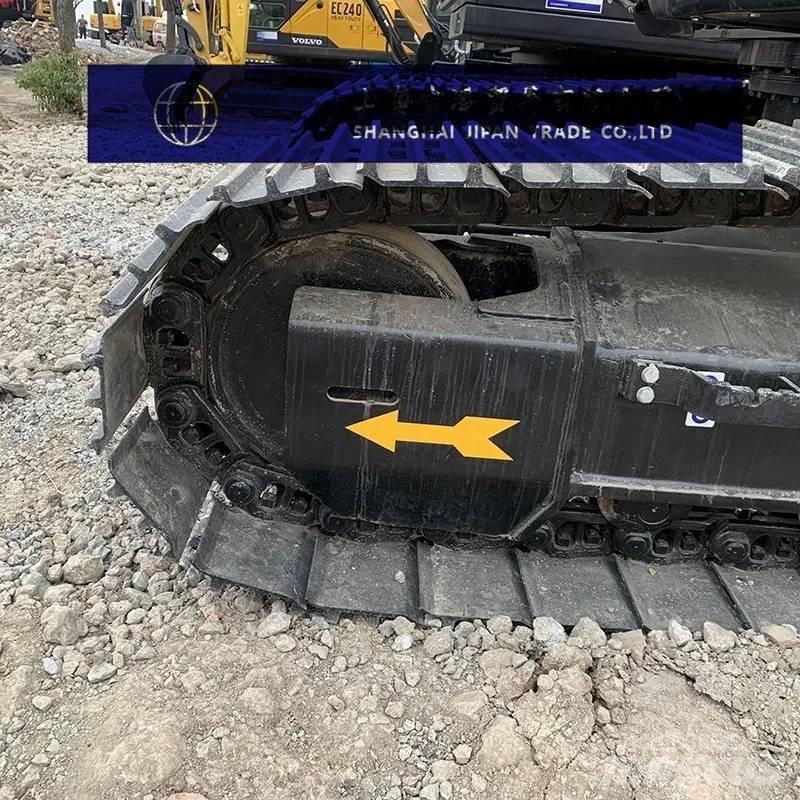 Hitachi ZX 200 Kāpurķēžu ekskavatori