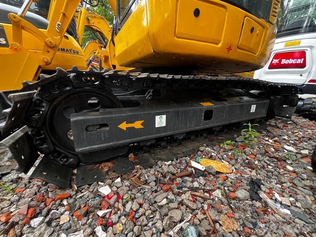 Komatsu PC78US-8 Kāpurķēžu ekskavatori