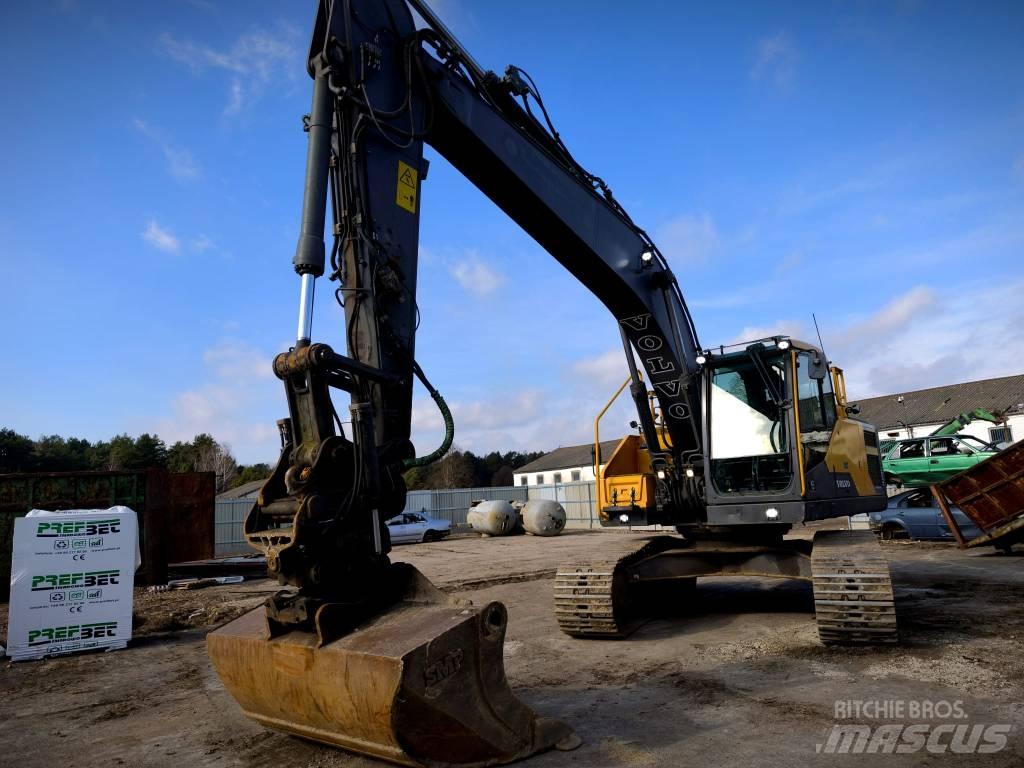 Volvo EC220EL Kāpurķēžu ekskavatori