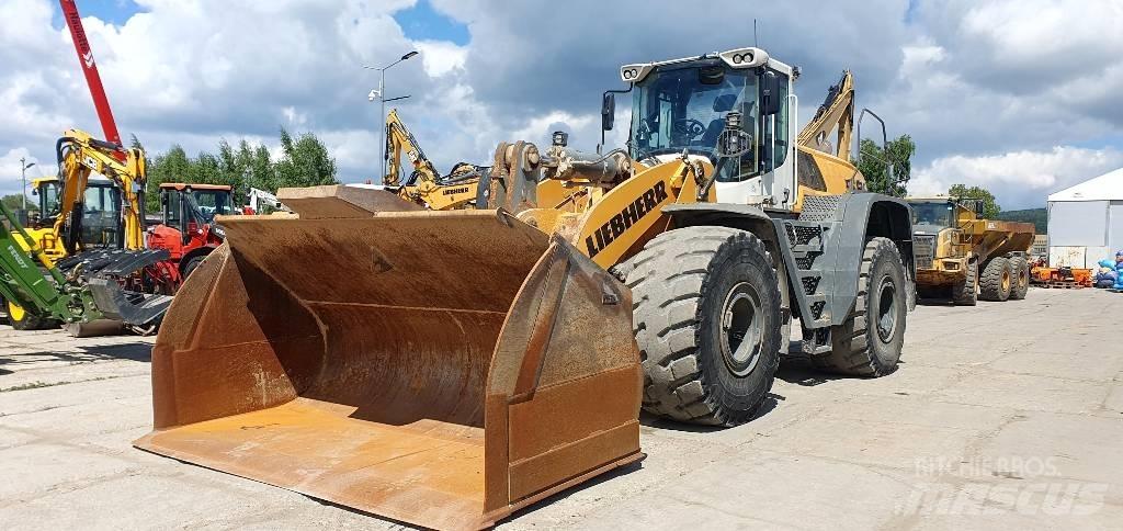 Liebherr L 586 Iekrāvēji uz riteņiem