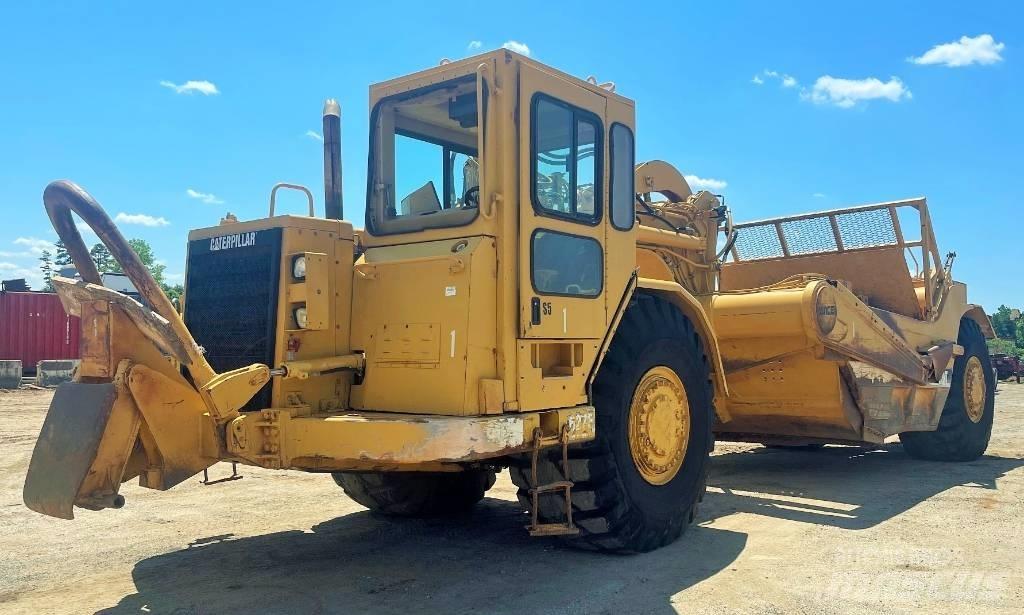 CAT 627 F Skrēperi
