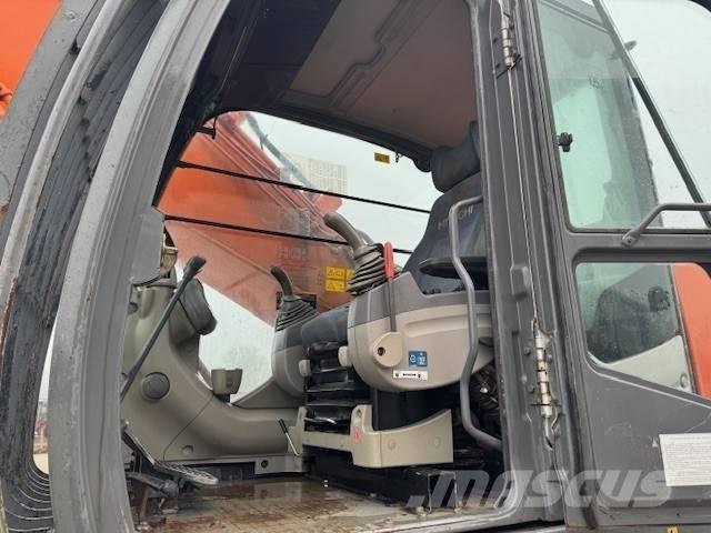 Hitachi ZX 350 LC N Kāpurķēžu ekskavatori